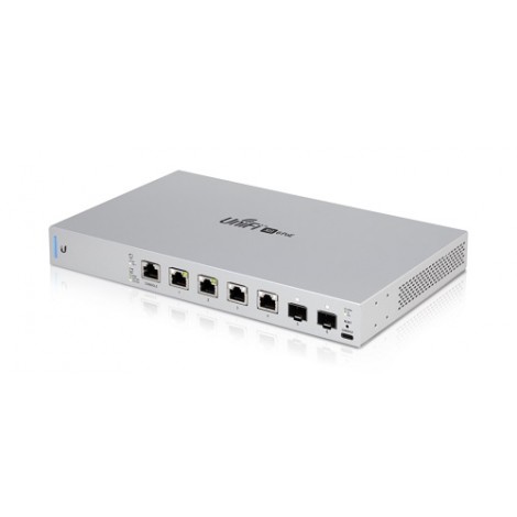 Ubiquiti UniFi Fully Managed Layer3 - 4x 10GB Ethernet PoE++ (802.3bt) Ports - 2x 10GB SFP+ Uplinks