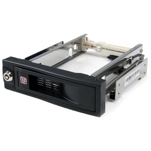 STARTECH HSB100SATBK 5.25" TRAYLESS HOT SWAP MOBILE RACK FOR 3.5" SATA HDD 2YR