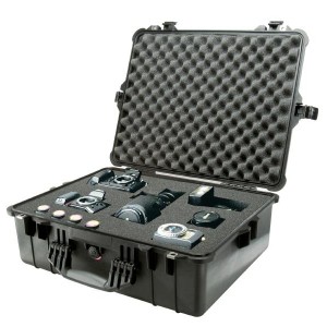 Pelican 1600 Large Protector Case Black with Pick N Pluck Foam Insert. Internal Dimensions of 54.6 x 42 x 20.3 cm
