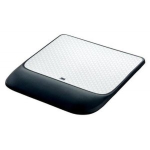 3M Precise Mouse Pad with Gel Wrist Rest Optical Mouse Performance, Battery Saving Design, Gel Comfort, Black