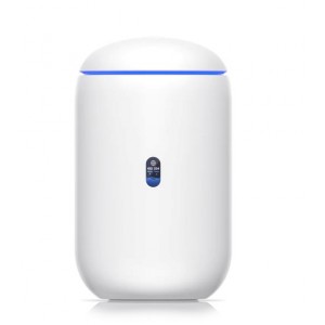 Ubiquiti UniFi Dream Router - All-in-one WiFi 6 router, USG, 2x PoE Output - Unifi controller and Protect